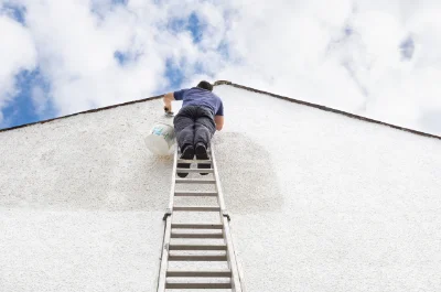 Peinture extérieure à la Chapelle-aux-Chasses — façades et ravalement